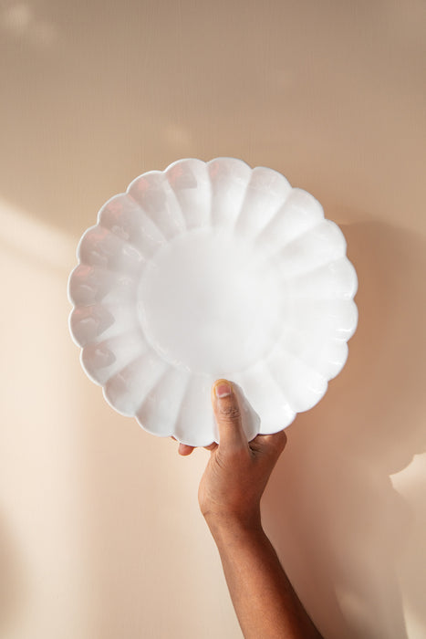 Scallop White 10" Ceramic Plates
