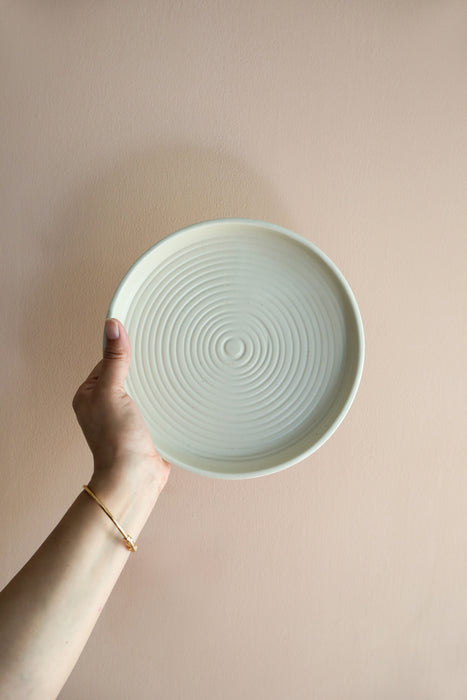 Swirl 8" Ceramic Plates